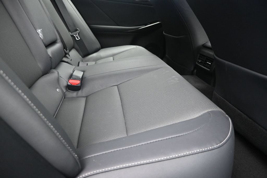 Certified 2025 Lexus IS 350 F Sport RWD image 22