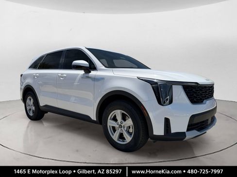 New 2026 Kia Sorento LX FWD image 1