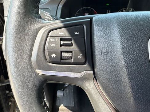 Used 2025 Honda Ridgeline RTL image 12