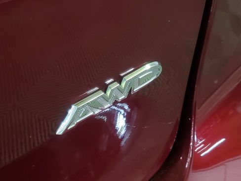 Used 2023 Chrysler Pacifica Touring-L AWD/4WD image 31
