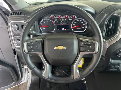 Used 2023 Chevrolet Silverado 2500 LT AWD/4WD image 23