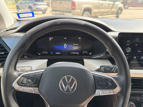 Used 2025 Volkswagen Taos S FWD image 11
