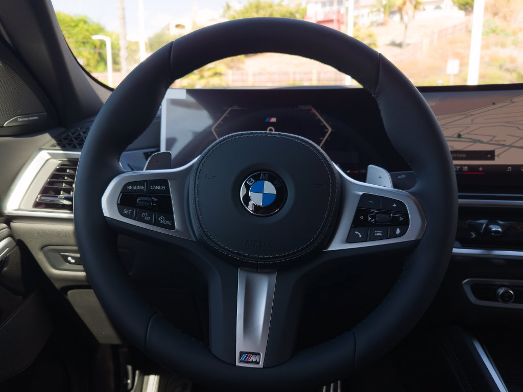 New 2027 BMW X6 xDrive40i w/ Premium Package AWD/4WD image 14