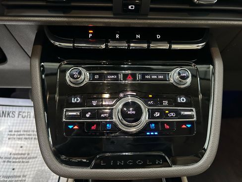 Used 2020 Lincoln Corsair FWD w/ Premium Package image 19