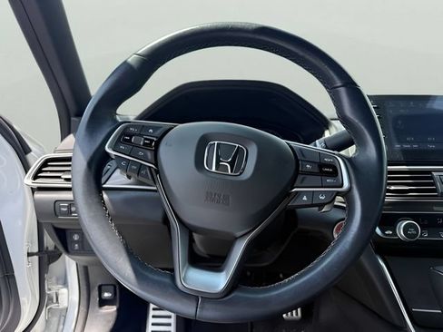 Used 2022 Honda Accord Sport image 7