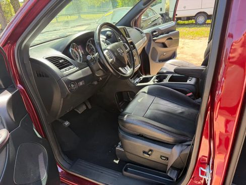 Used 2019 Dodge Grand Caravan GT image 15