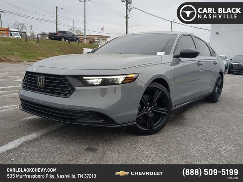 Used 2025 Honda Accord Sport image 1