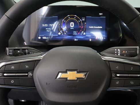 New 2026 Chevrolet Equinox LT FWD image 12