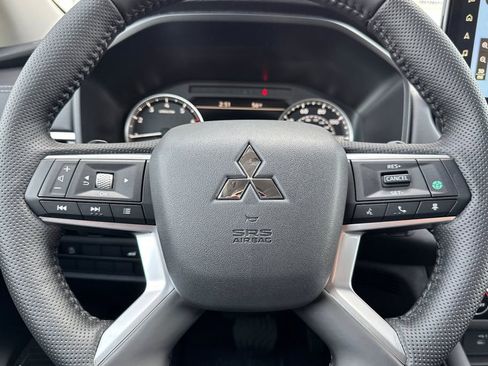 New 2026 Mitsubishi Outlander SE AWD/4WD image 24