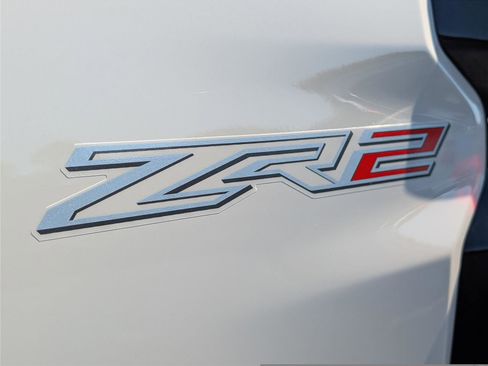 New 2026 Chevrolet Colorado ZR2 w/ Technology Package AWD/4WD image 38