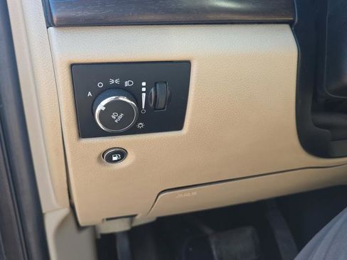 Used 2015 Jeep Grand Cherokee Laredo AWD/4WD image 17