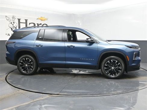 New 2026 Chevrolet Traverse LT w/ Sun and Wheel Package image 1