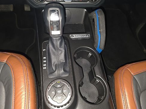 Used 2023 Ford Bronco Outer Banks AWD/4WD image 27