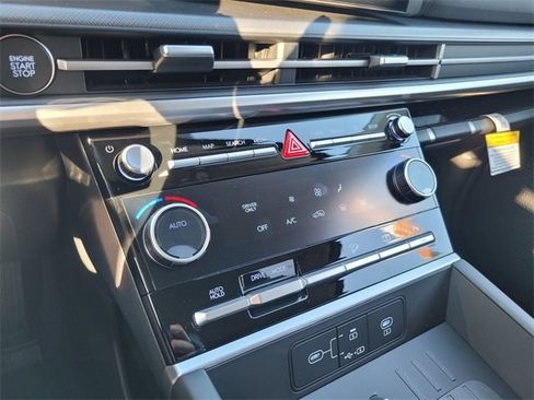 New 2026 Hyundai Santa Fe SE image 19