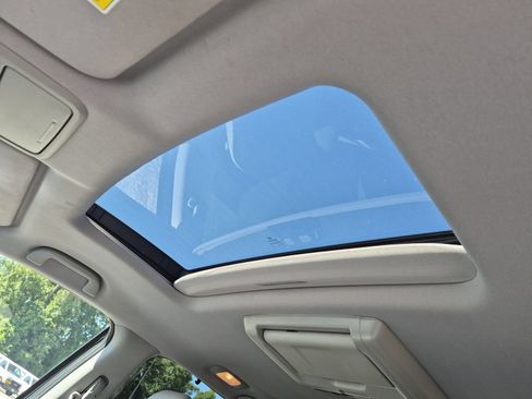 Used 2017 Honda Pilot Elite image 19