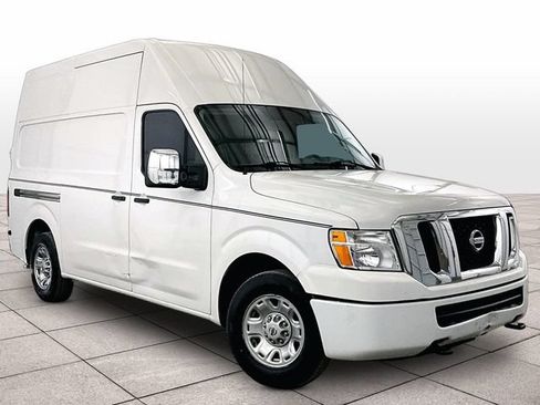 Used 2019 Nissan NV 2500 SV RWD image 3