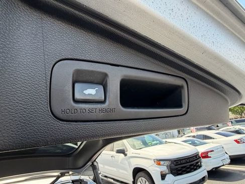 Used 2018 Honda CR-V EX-L image 16