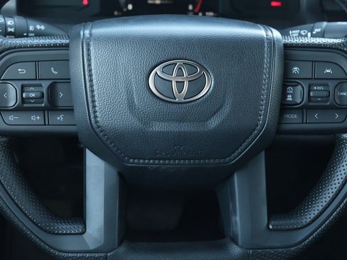 New 2025 Toyota Tacoma SR5 image 18