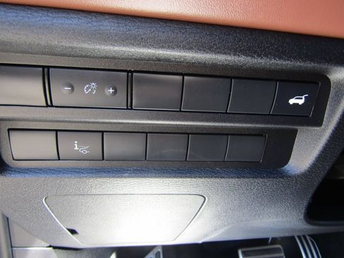 Used 2025 Mitsubishi Outlander SEL AWD/4WD image 29