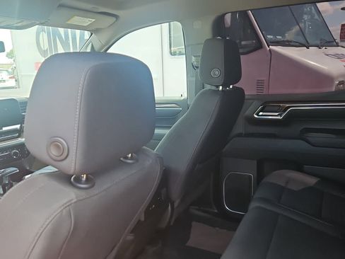 Used 2023 Chevrolet Silverado 1500 RST AWD/4WD image 11
