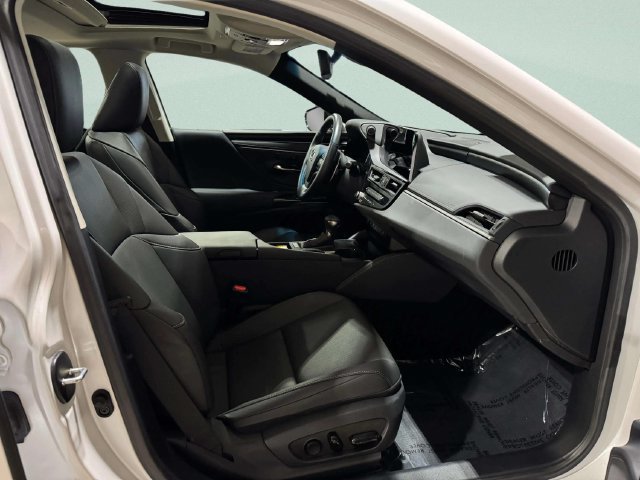Certified 2025 Lexus ES 300h w/ Premium Package FWD image 28