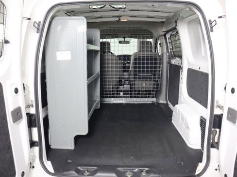 Used 2021 Nissan NV200 SV w/ Sliding Door Glass Package image 27