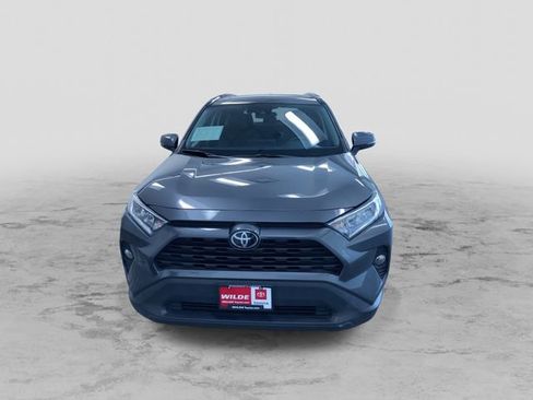 Used 2021 Toyota RAV4 XLE Premium AWD/4WD image 5