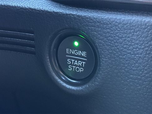 Used 2019 Ford Ranger Lariat w/ Equipment Group 501A Mid image 25