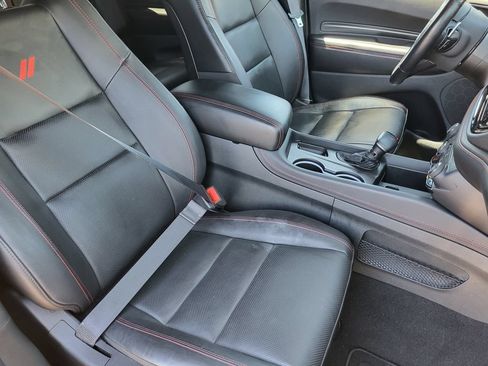 Used 2025 Dodge Durango GT AWD/4WD image 13