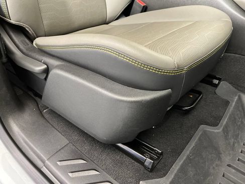 Certified 2024 Chevrolet Colorado ZR2 w/ ZR2 Convenience Package III AWD/4WD image 15