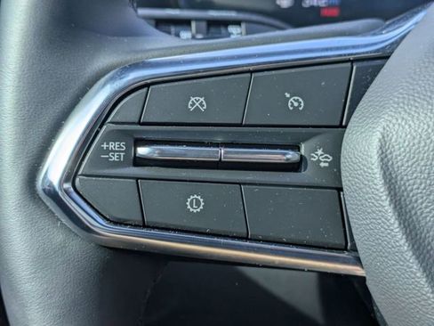 New 2026 Chevrolet Equinox LT image 12