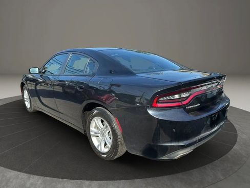 Used 2020 Dodge Charger SXT w/ Leather Interior Group image 7