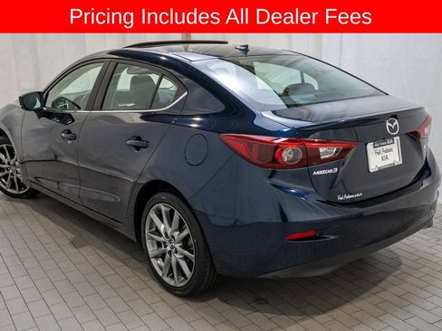 Used 2018 MAZDA MAZDA3 Grand Touring FWD image 3