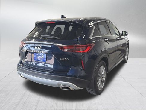 Used 2025 INFINITI QX50 Luxe AWD/4WD image 7