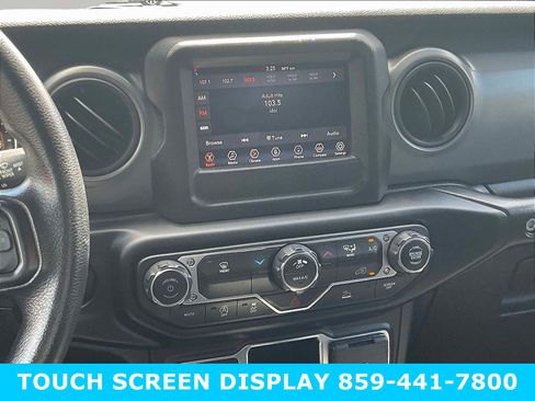 Used 2023 Jeep Wrangler Unlimited Sport AWD/4WD image 9
