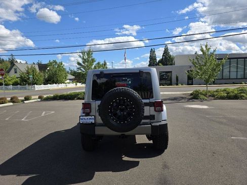 Used 2013 Jeep Wrangler Unlimited Sport AWD/4WD image 6