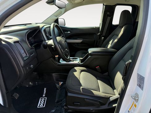 Used 2022 Chevrolet Colorado LT w/ Fleet Safety Package image 10