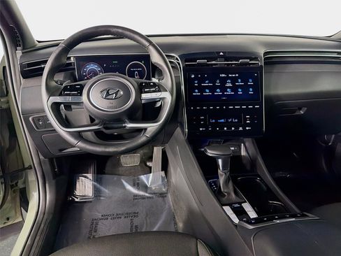 Certified 2024 Hyundai Santa Cruz Limited AWD/4WD image 25