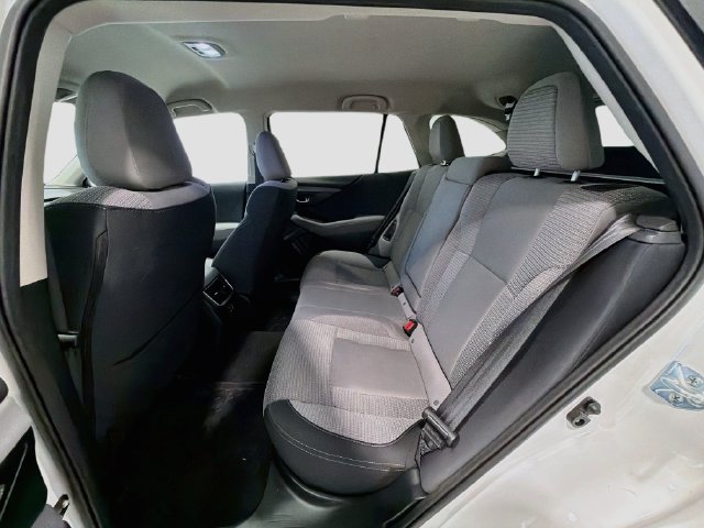 Used 2024 Subaru Outback Premium AWD/4WD image 21