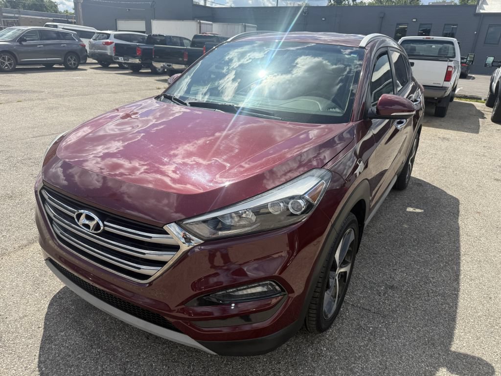 Used 2018 Hyundai Tucson Limited AWD/4WD image 2