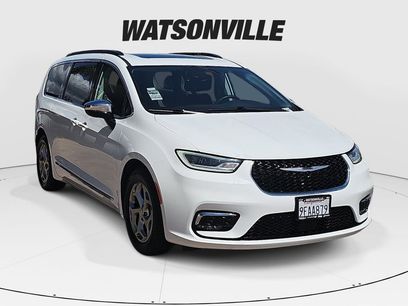 Used 2023 Chrysler Pacifica Limited