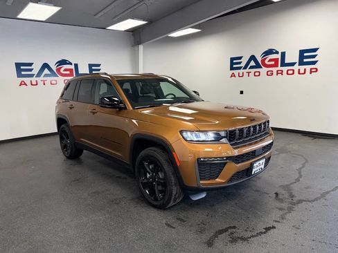 New 2026 Jeep Grand Cherokee Limited AWD/4WD image 1