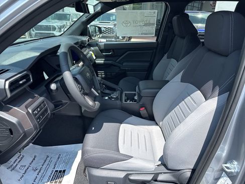 New 2025 Toyota Tacoma TRD Sport image 9