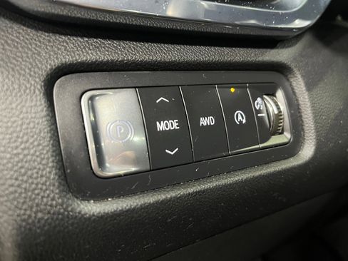 Certified 2025 GMC Acadia Elevation image 14