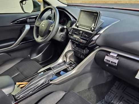 New 2025 Mitsubishi Eclipse Cross LE image 5