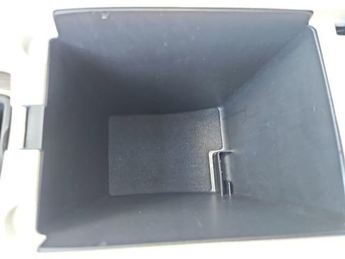 Used 2024 Chevrolet Malibu LT image 31