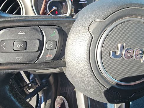 Used 2021 Jeep Wrangler Unlimited Sport image 13