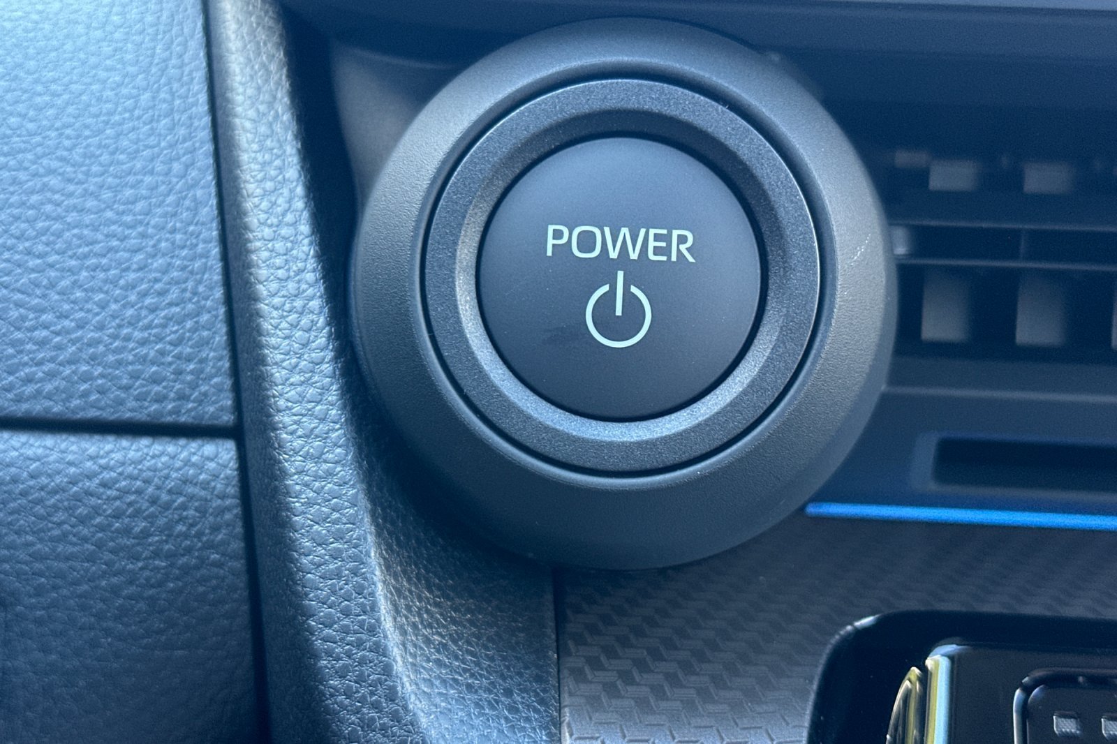 New 2027 Toyota Prius Limited AWD/4WD image 25