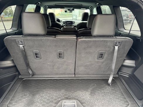 Used 2022 Honda Pilot TrailSport image 9