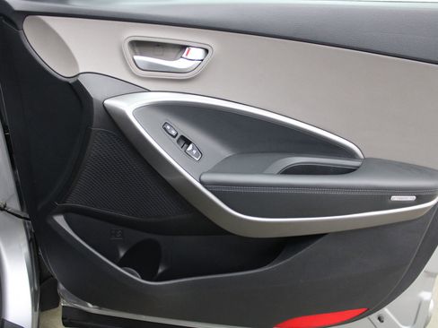 Used 2015 Hyundai Santa Fe Limited AWD/4WD image 29